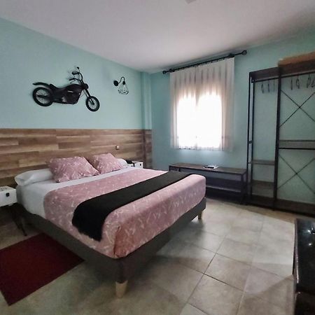 Posada Del Camino Real Torrelaguna Eksteriør billede