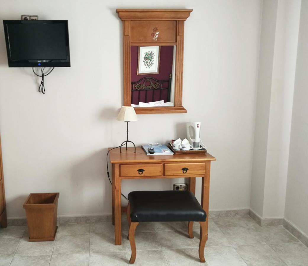 Posada Del Camino Real Torrelaguna Eksteriør billede