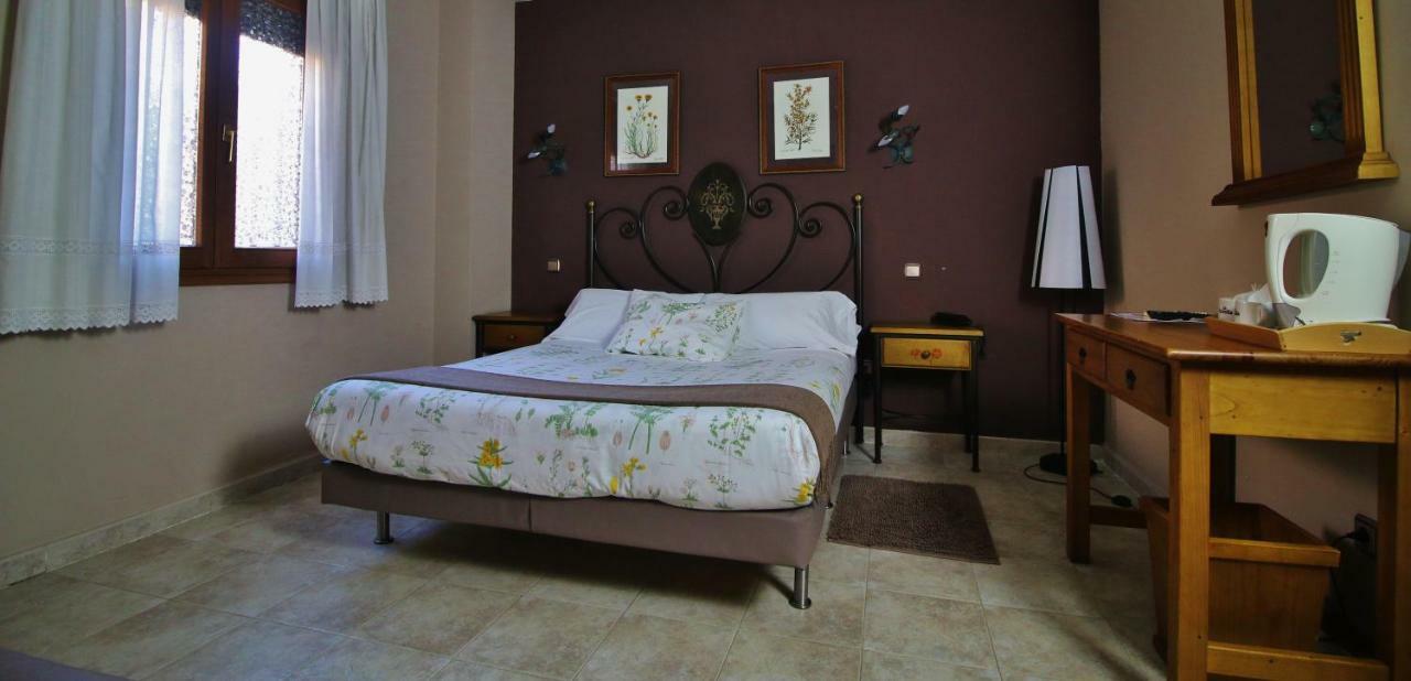 Posada Del Camino Real Torrelaguna Eksteriør billede