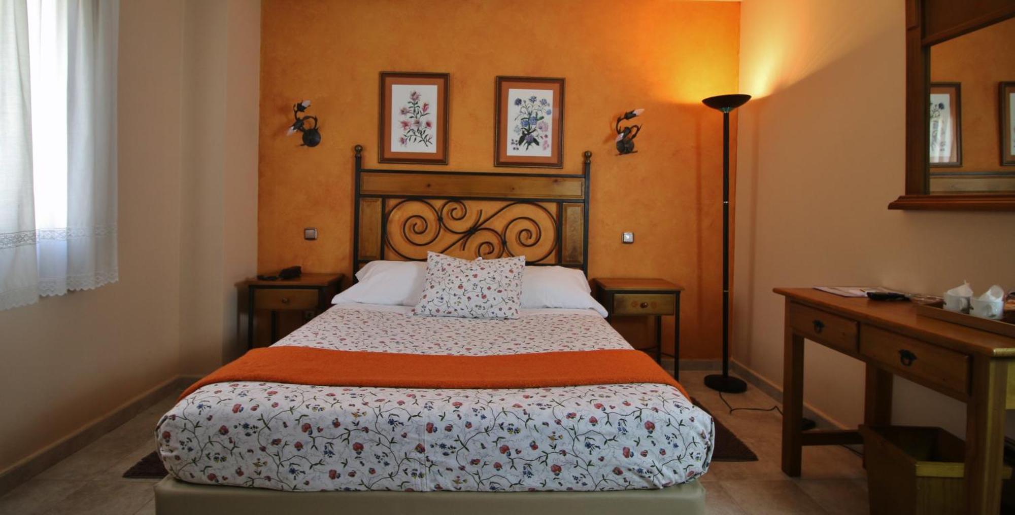 Posada Del Camino Real Torrelaguna Eksteriør billede