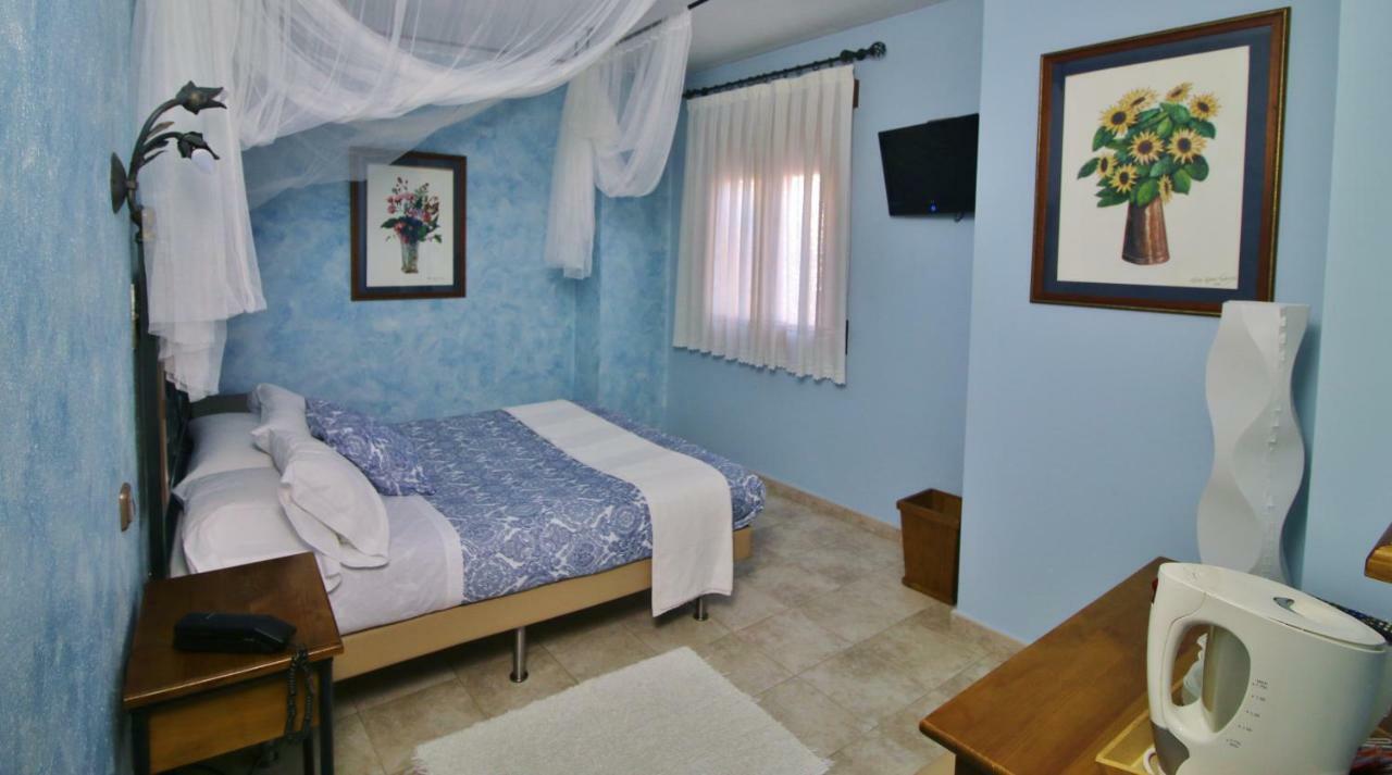 Posada Del Camino Real Torrelaguna Eksteriør billede