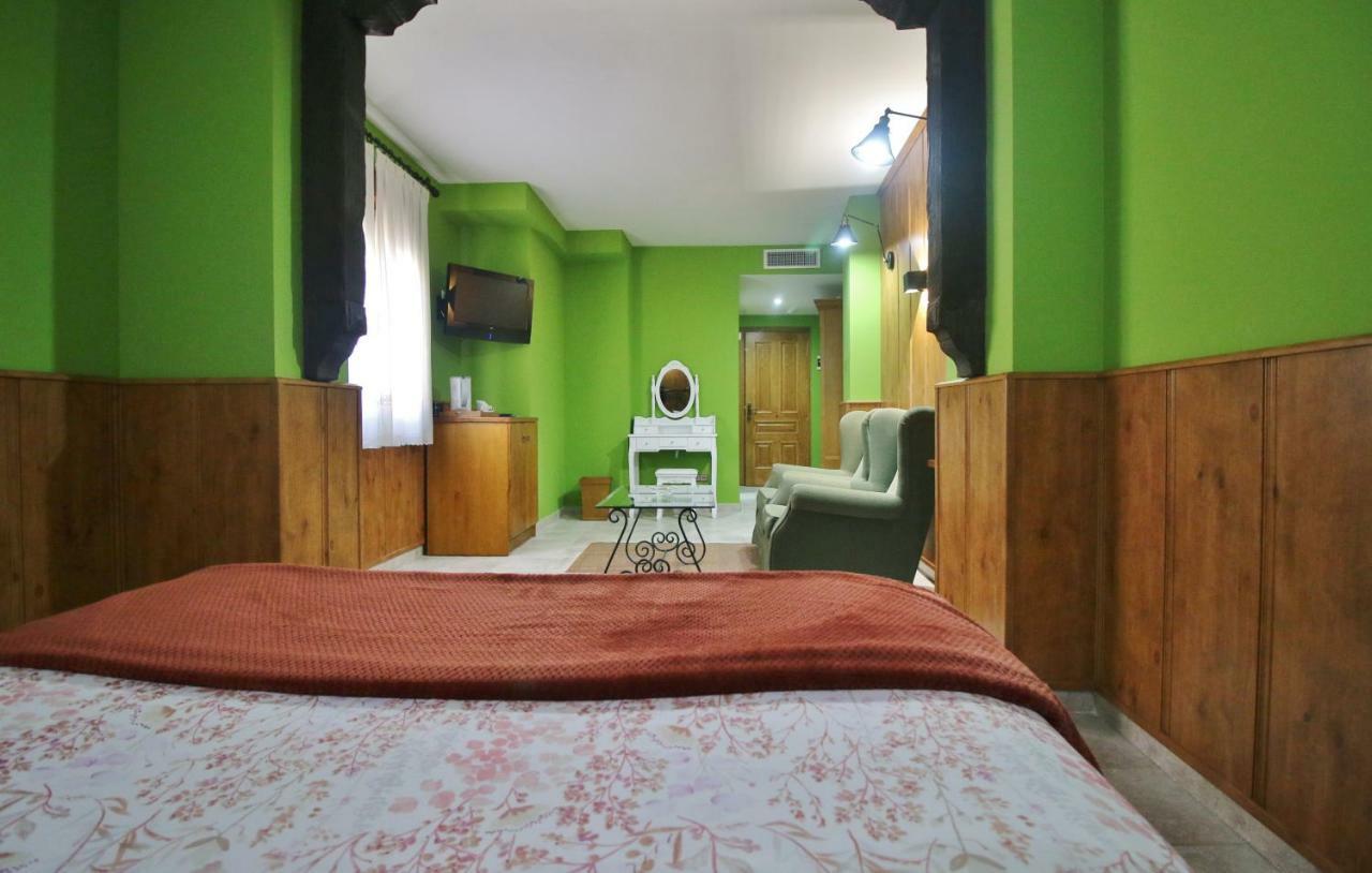 Posada Del Camino Real Torrelaguna Eksteriør billede