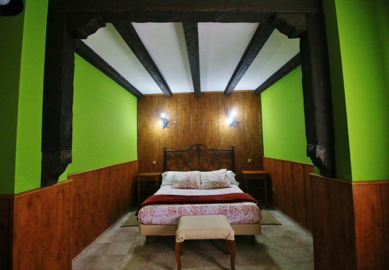 Posada Del Camino Real Torrelaguna Eksteriør billede